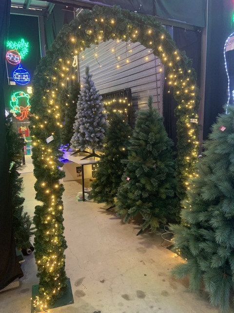 Christmas Arch 2.4m x 1.5m