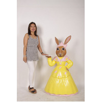 Resin Miss Rabbit