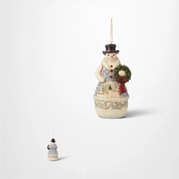 Heartwood Creek - 12cm/4.7" Snowman with Wreath HO