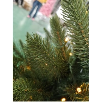 76cm Pre-Lit Battery Operated Pine Christmas Tree