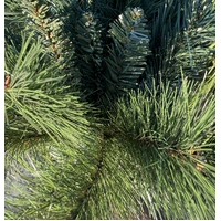 7 Foot Pine Needle Christmas Tree
