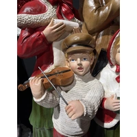 Resin Caroler Family (4 figures together) 
