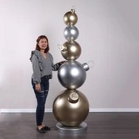 Resin Deluxe Christmas Bauble Stack