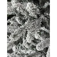6 Foot Deluxe Snow Christmas Tree