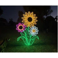 Giant 3 Flowers Selfie Rope Light Motif 