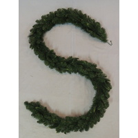 9' long Mixed Tip Green Garland