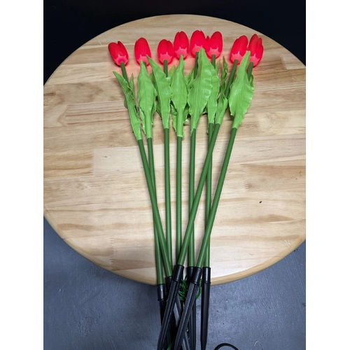 Set of 8 Red Tulips 