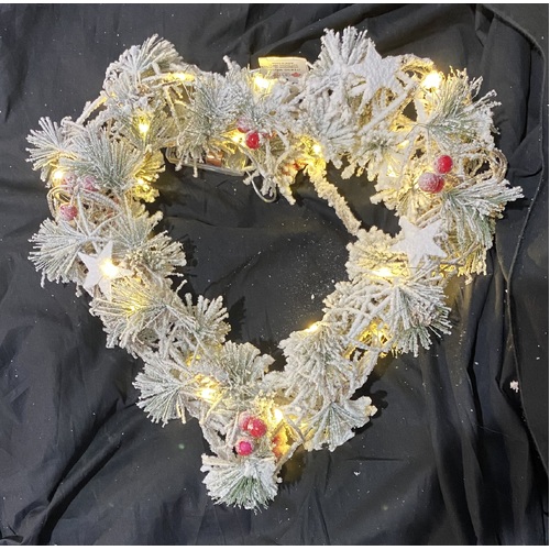 Flocked Heart Shaped Wreath with 30 Lights